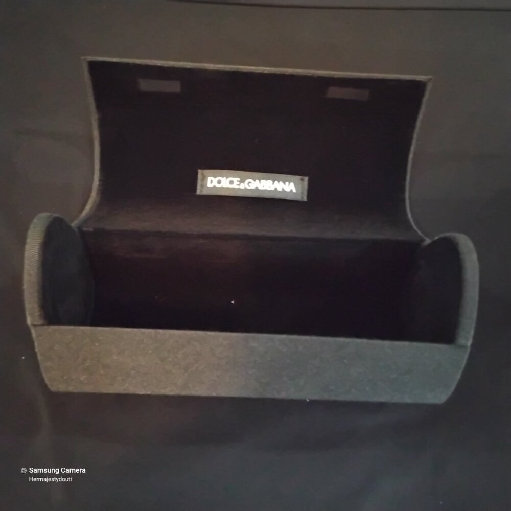 Judith Leiber Green Square Sunglasses New Silver Case Cleaning Cloth & Gift Box - Picture 6 of 12